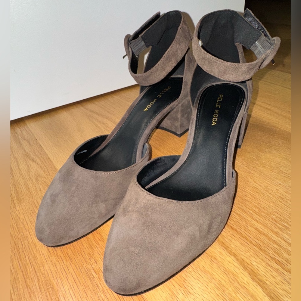 Pelle Moda Taupe Suede Ankle Strap Block Heels — Size 7.5